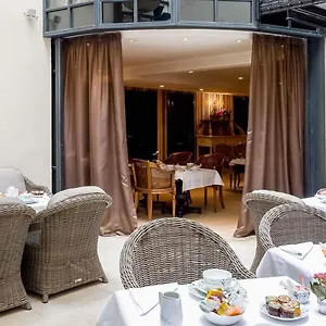 Hotell Chateaubriand, Paris