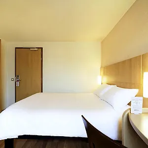 Otel Ibis Tour Eiffel Cambronne 15eme, Paris