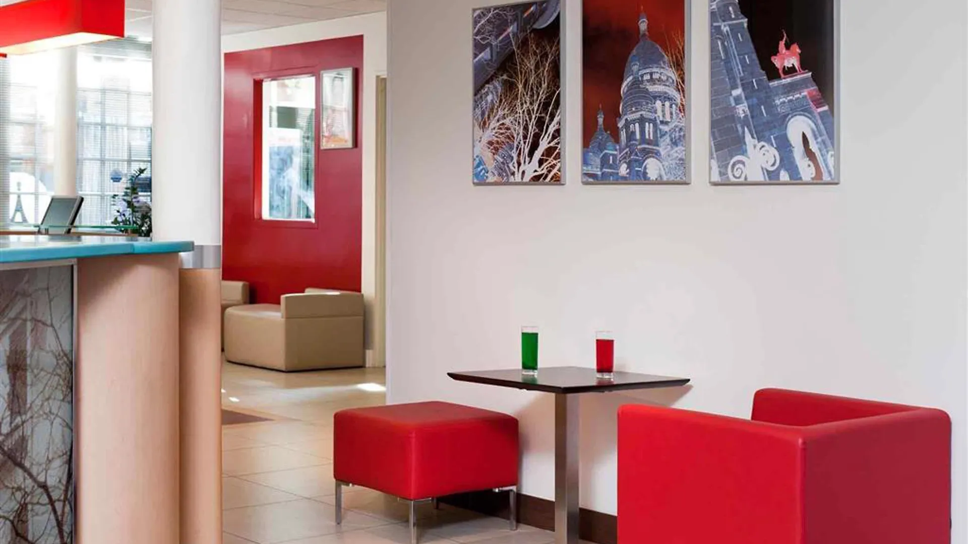 ***  Hotel ibis Paris Ornano Montmartre Nord 18ème France