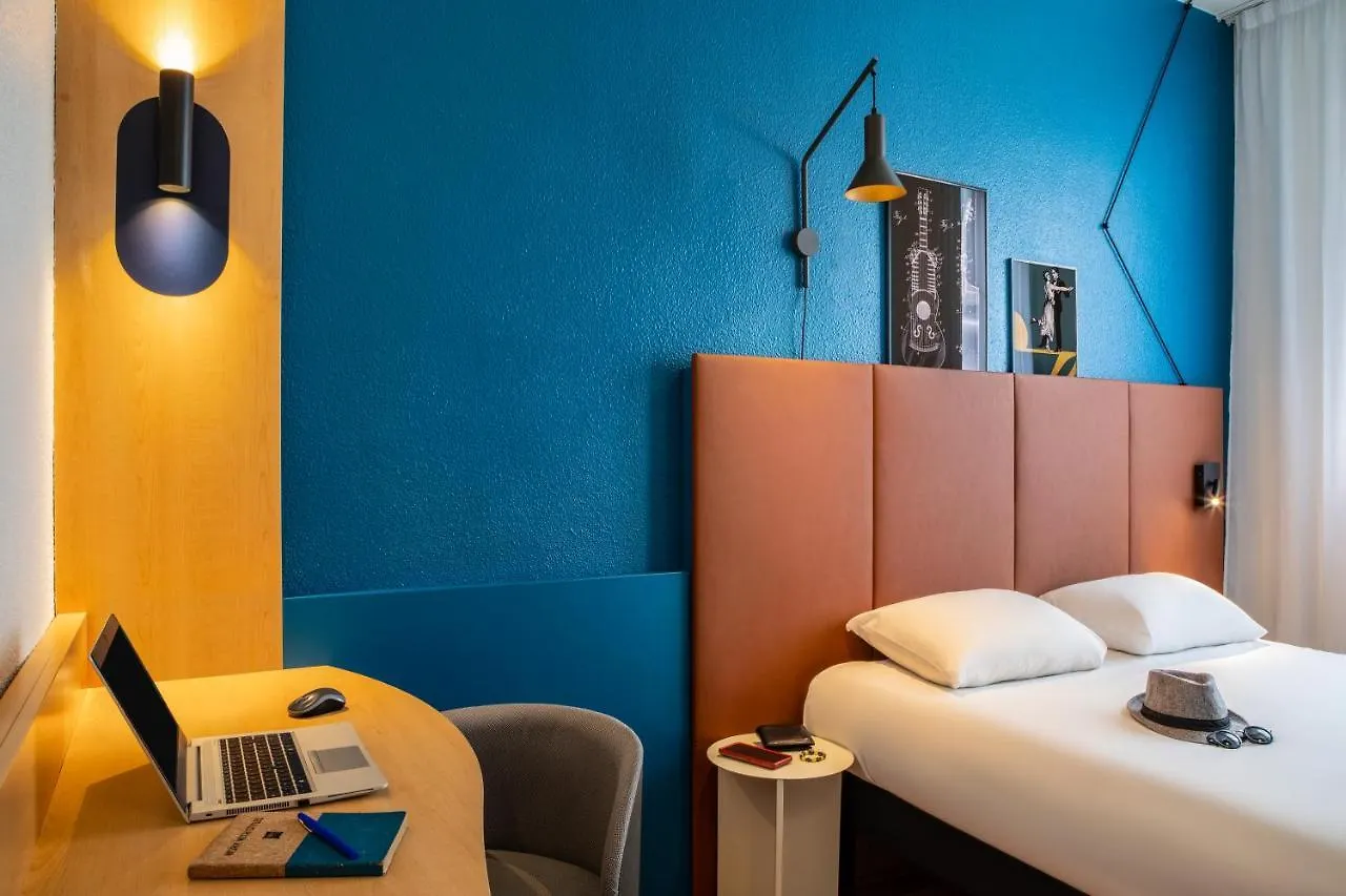 Ibis Paris Ornano Montmartre Nord 18Eme Otel 3*,  Fransa