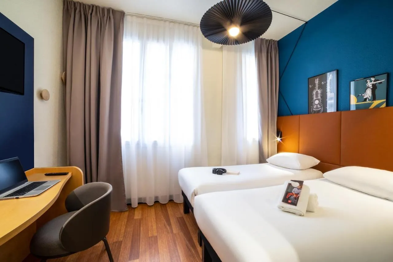 Hotel ibis Paris Ornano Montmartre Nord 18ème