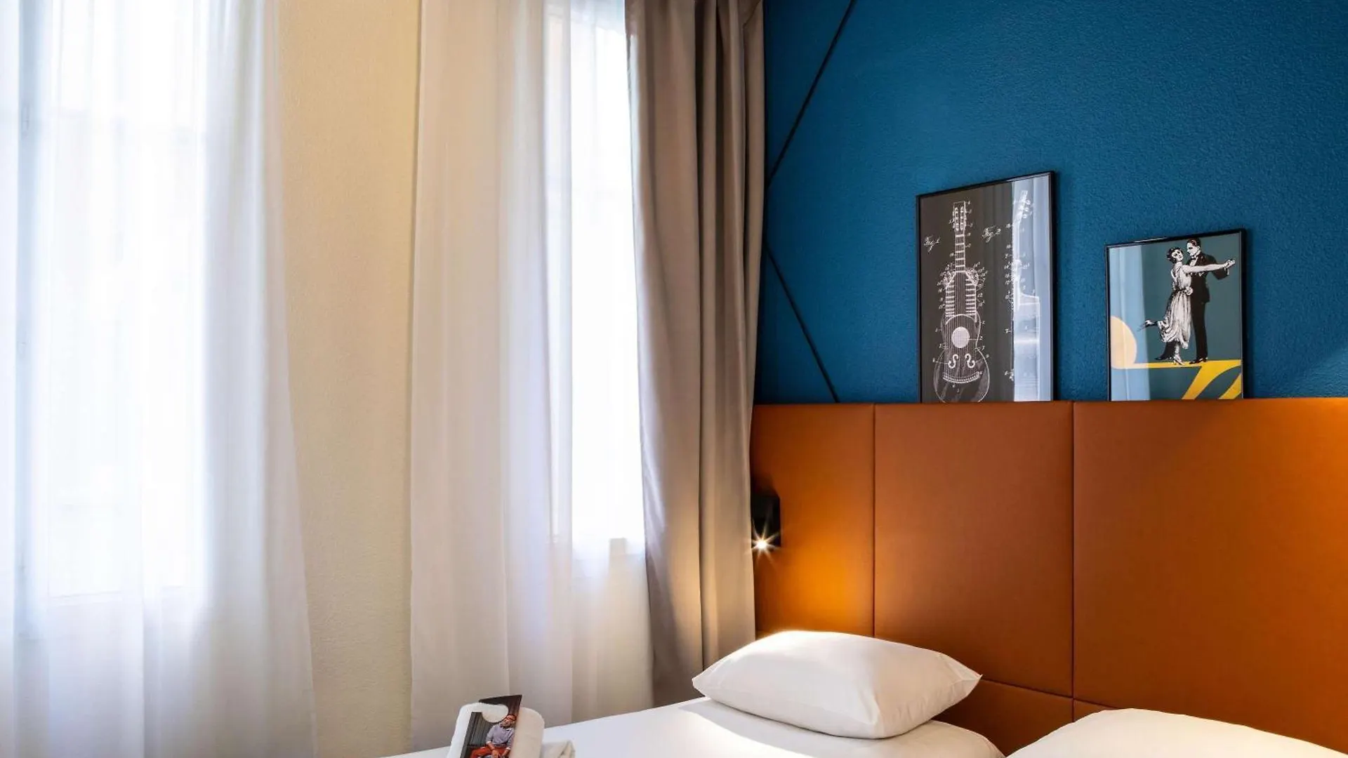 Ibis Paris Ornano Montmartre Nord 18Eme Otel Fransa