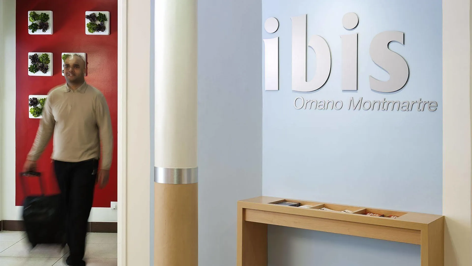 Ibis Paris Ornano Montmartre Nord 18Eme Otel Fransa